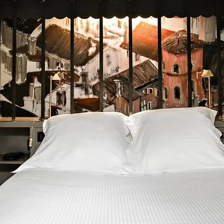 Cour Des Loges Lyon, A Radisson Collection 5*