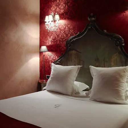 Cour Des Loges Lyon, A Radisson Collection Hotel