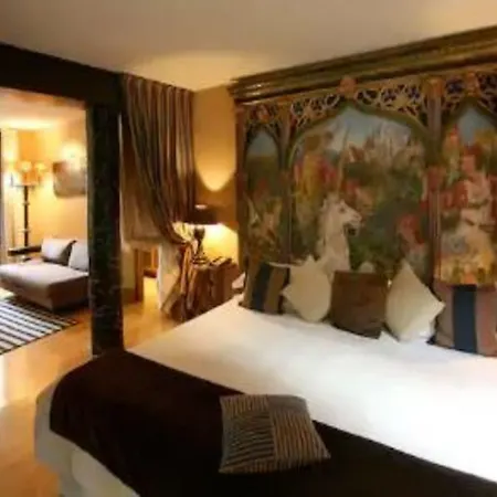 Cour Des Loges Lyon, A Radisson Collection 5*