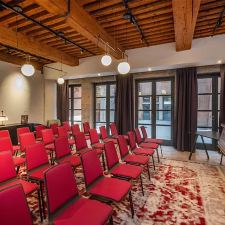 Cour Des Loges Lyon, A Radisson Collection Hotel 5*