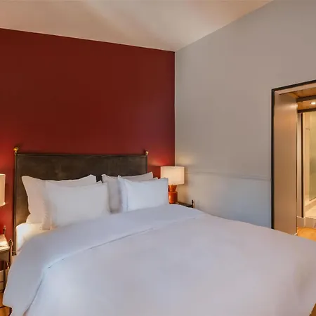 Hotel Cour Des Loges Lyon, A Radisson Collection Lyon