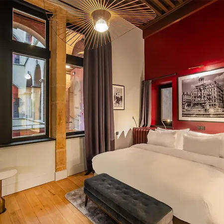 Cour Des Loges Lyon, A Radisson Collection Hotel