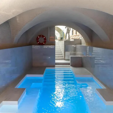 Cour Des Loges Lyon, A Radisson Collection 5*