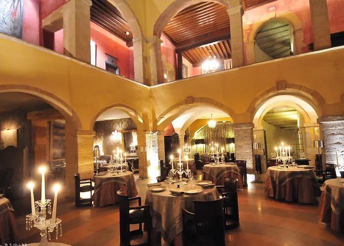 Cour Des Loges Lyon, A Radisson Collection Otel