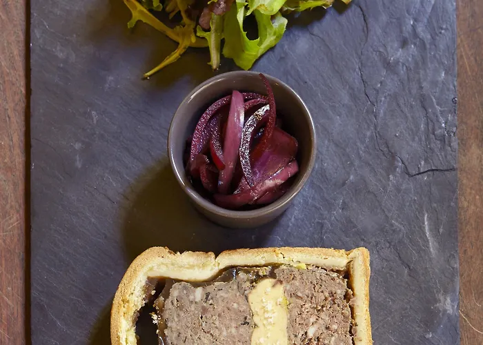 Otel Cour Des Loges Lyon, A Radisson Collection