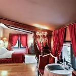 Cour Des Loges Lyon, A Radisson Collection Hotel Lyon