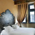 Cour Des Loges Lyon, A Radisson Collection Hotel 5*