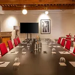 Hotel Cour Des Loges Lyon, A Radisson Collection 5*