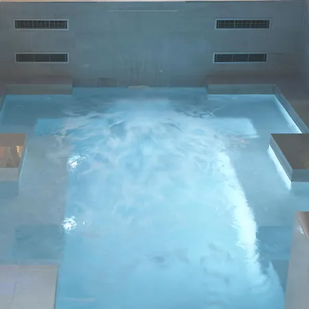 Cour Des Loges Lyon, A Radisson Collection 호텔 5*