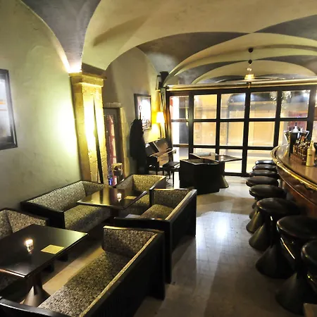Cour Des Loges Lyon, A Radisson Collection 호텔 5*