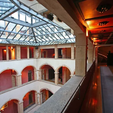 Cour Des Loges Lyon, A Radisson Collection Λυών
