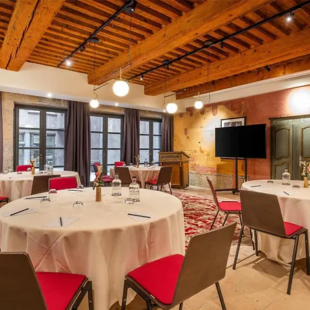 Hotel Cour Des Loges Lyon, A Radisson Collection