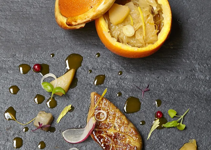 Cour Des Loges Lyon, A Radisson Collection Отель Лион