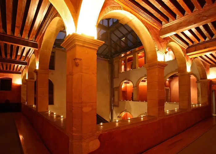 Cour Des Loges Lyon, A Radisson Collection 5*